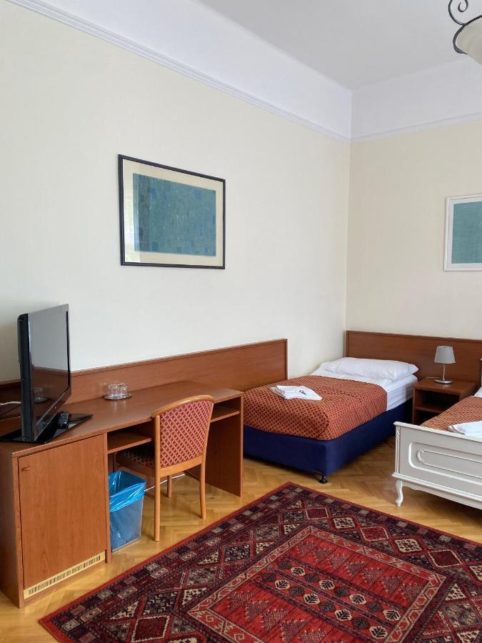 Fonix Hotel Balatonföldvár Εξωτερικό φωτογραφία